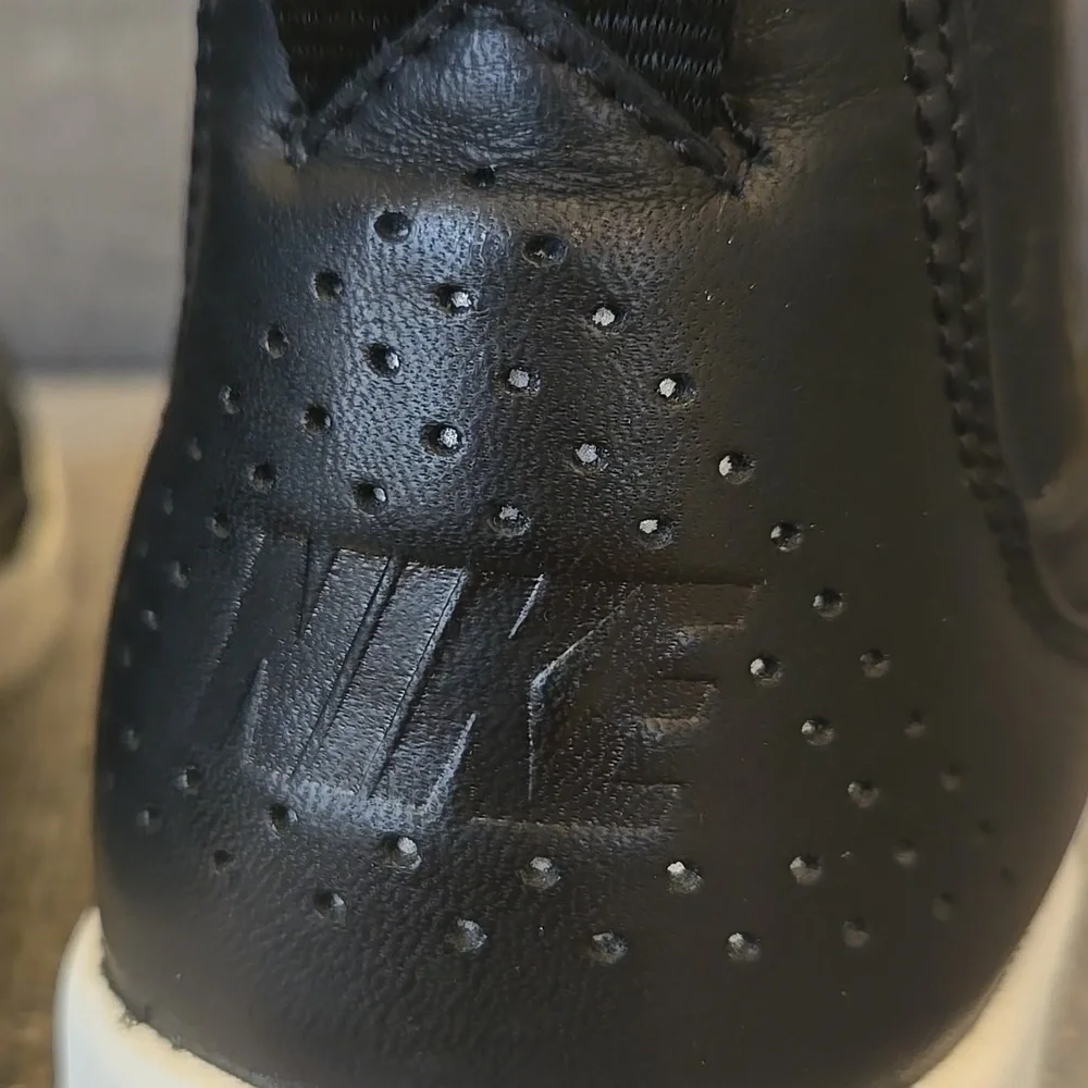 Nike Air Max Thea Mid Women Sneaker Boot Black/White SZ 7